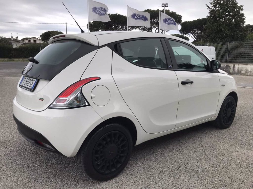 LANCIA Ypsilon 1.2 69 CV 5 porte GPL Ecochic Elefantino Blu