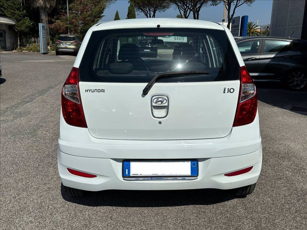 HYUNDAI i10 1.1