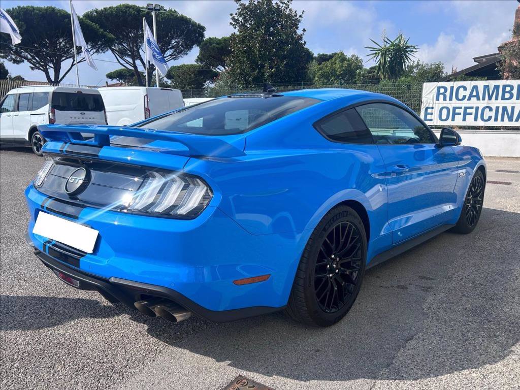 FORD Mustang Fastback 5.0 V8 GT 446cv auto